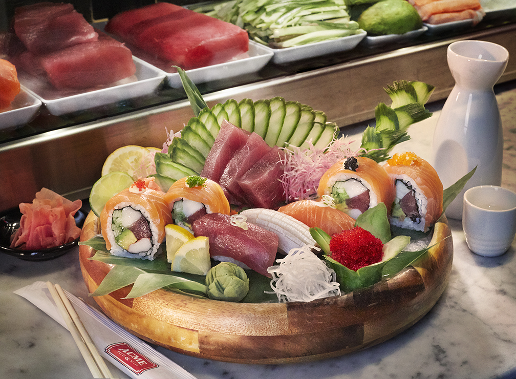 Sushi Platter, Maguro, Salmon, Hamachi, Ahi Tuna, Sake, Maguro, Tobiko, Roe